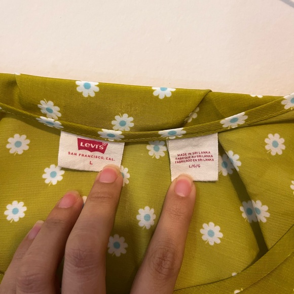 Green Floral Tie Top - Picture 2 of 3